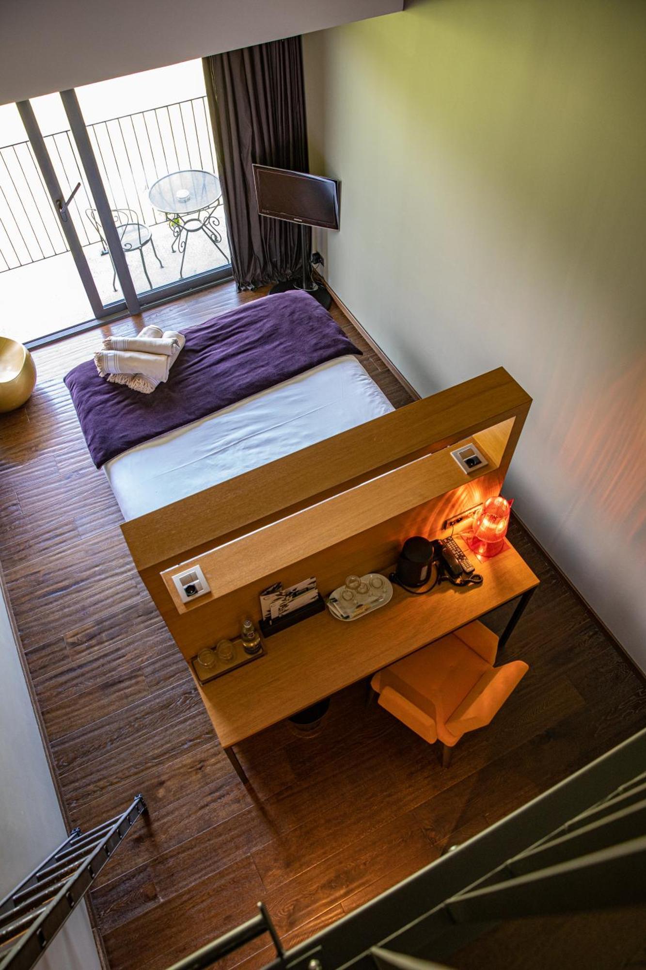 Le Petit Letraz Hotell Duingt Exteriör bild
