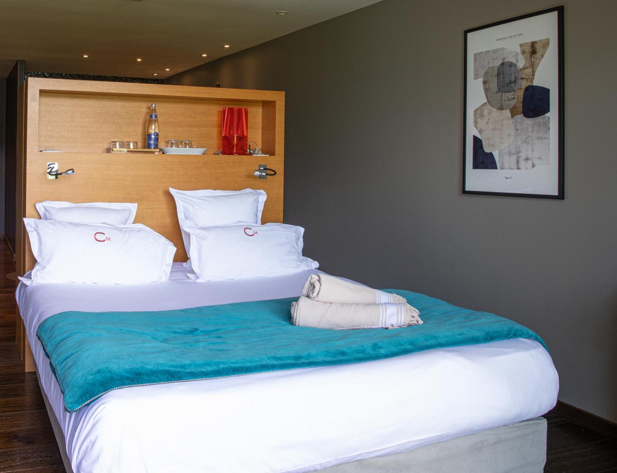 Le Petit Letraz Hotell Duingt Exteriör bild