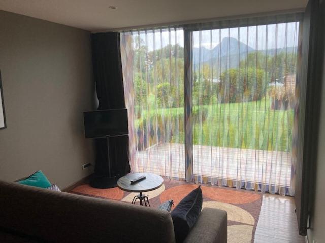 Le Petit Letraz Hotell Duingt Exteriör bild