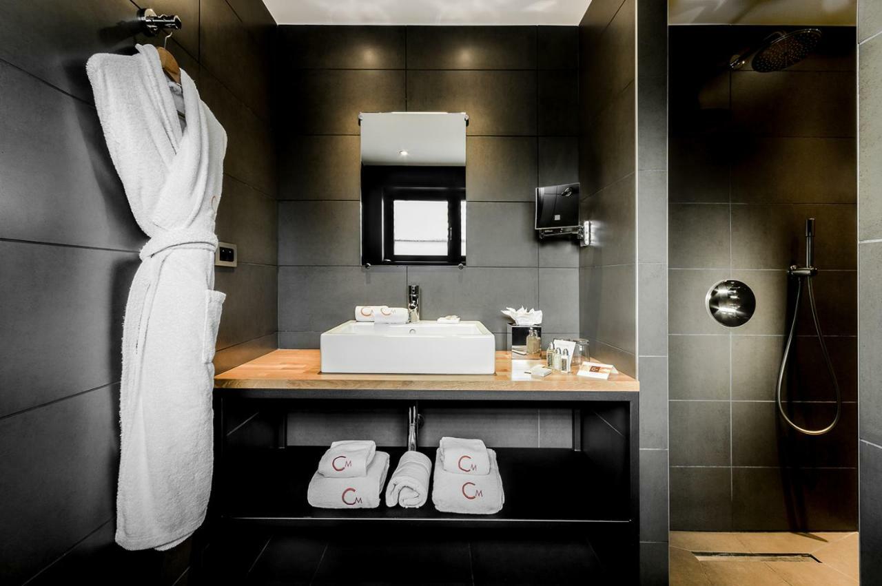 Le Petit Letraz Hotell Duingt Exteriör bild
