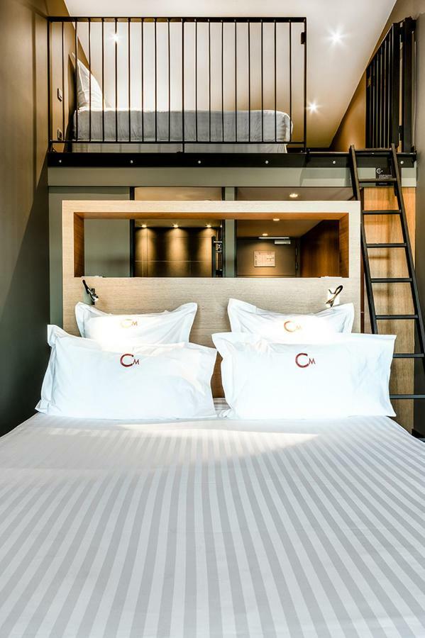 Le Petit Letraz Hotell Duingt Exteriör bild