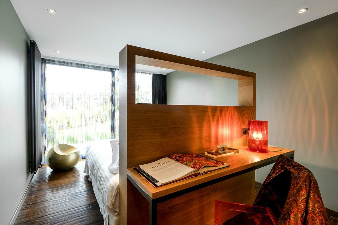Le Petit Letraz Hotell Duingt Exteriör bild